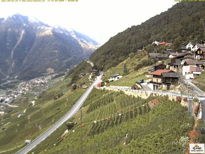 Ravoire: Vue sur la route du Col de la Forclaz sur Martigny - France