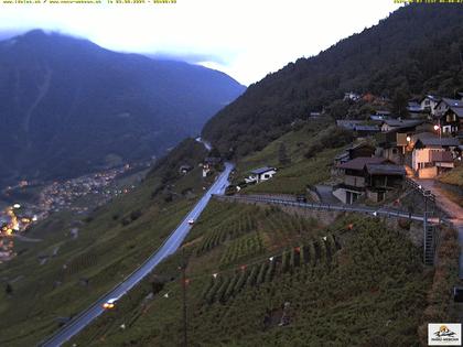 Ravoire: Vue sur la route du Col de la Forclaz sur Martigny - France