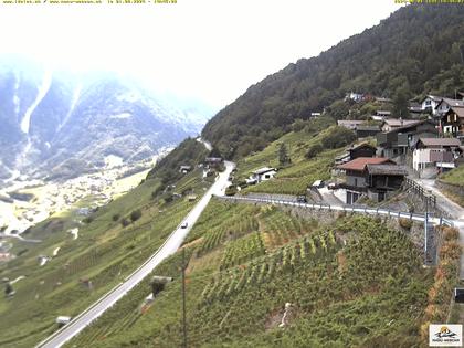 Ravoire: Vue sur la route du Col de la Forclaz sur Martigny - France