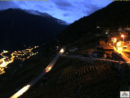 Ravoire: Vue sur la route du Col de la Forclaz sur Martigny - France