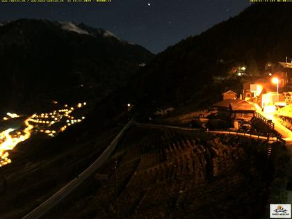 Ravoire: Vue sur la route du Col de la Forclaz sur Martigny - France