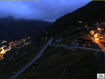 Ravoire: Vue sur la route du Col de la Forclaz sur Martigny - France