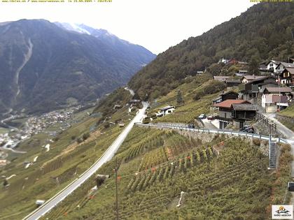 Ravoire: Vue sur la route du Col de la Forclaz sur Martigny - France