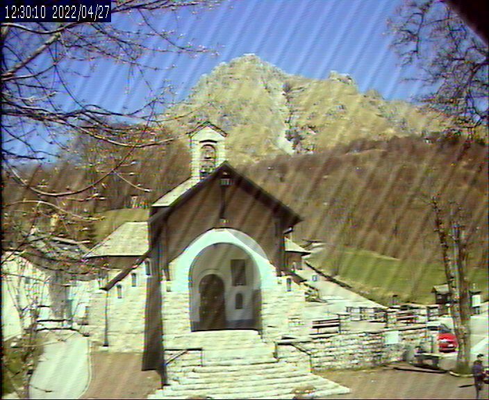 Traffic Cam Abbadia Lariana: Piani dei Resinelli (Lecco)