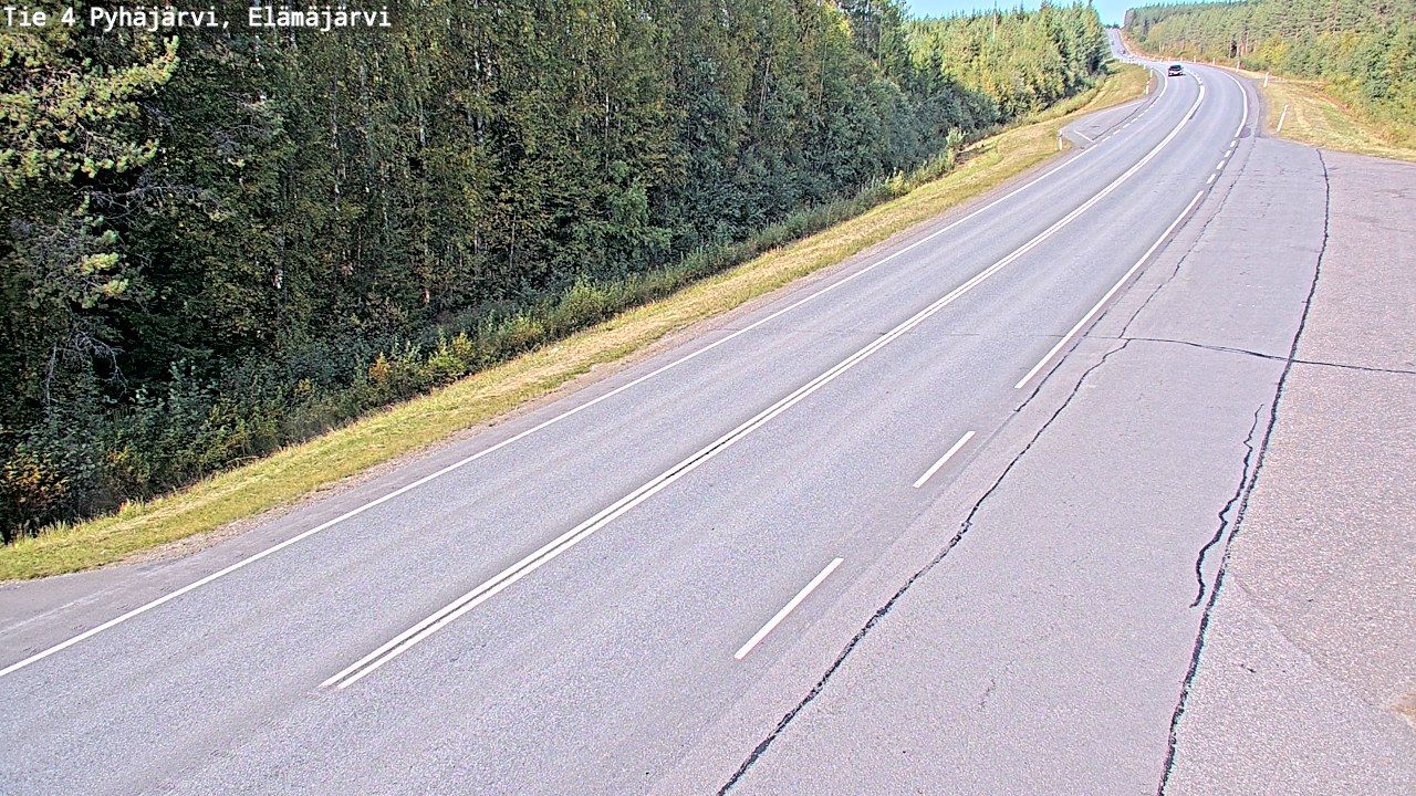Traffic Cam Pyhajarvi: Tie - Elämäjärvi - Ouluun