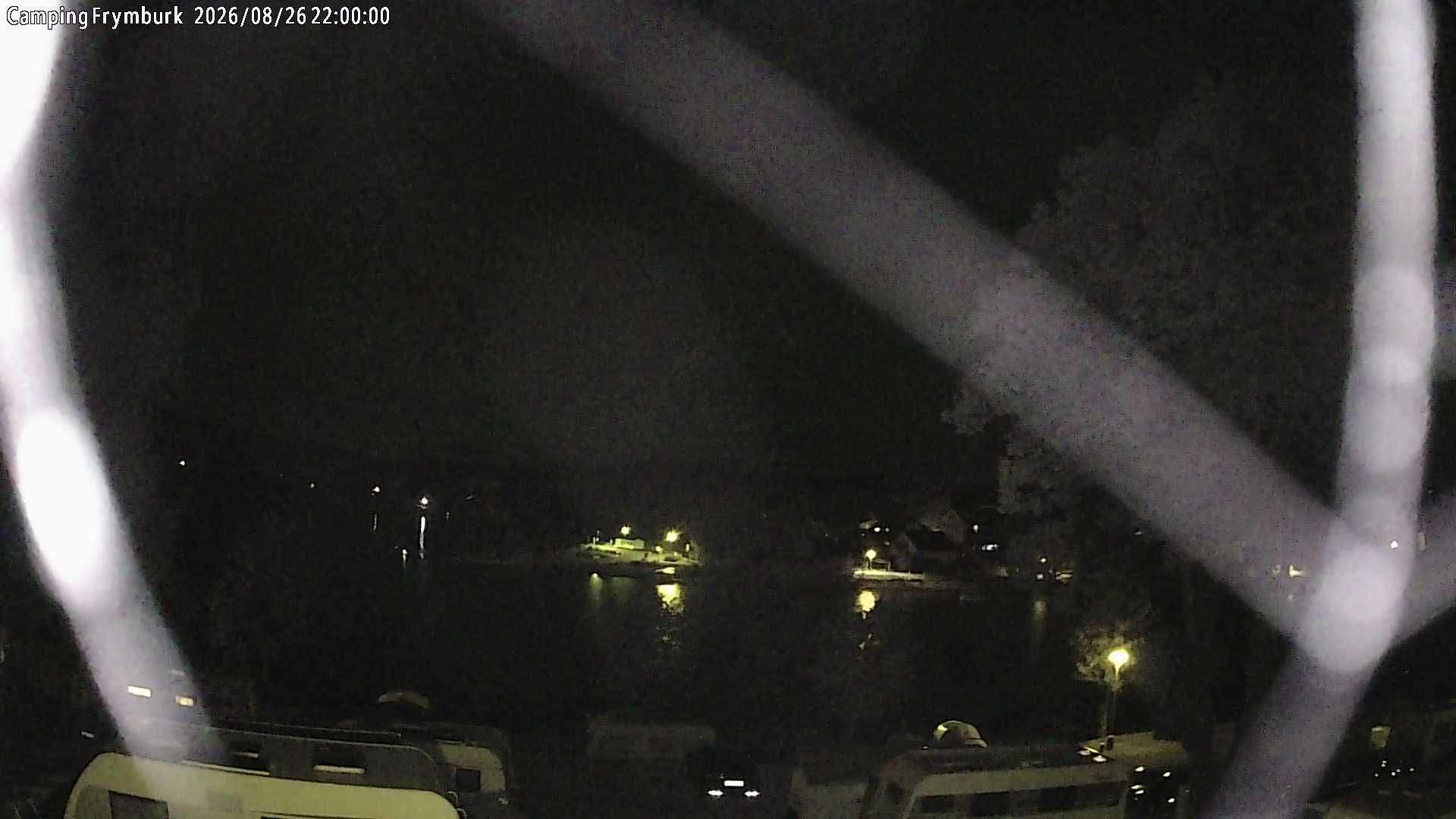 Traffic Cam Frymburk › West: Camping - Lipnolake
