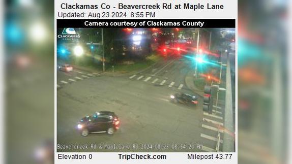 Traffic Cam Mount Pleasant: Clackamas Co - Beavercreek Rd at Maple Lane