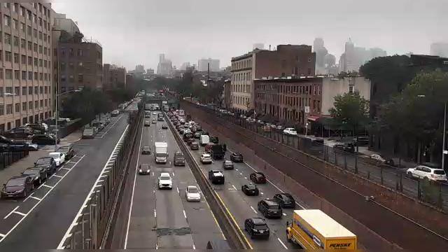 Traffic Cam New York › West: I-278 at Sackett Street