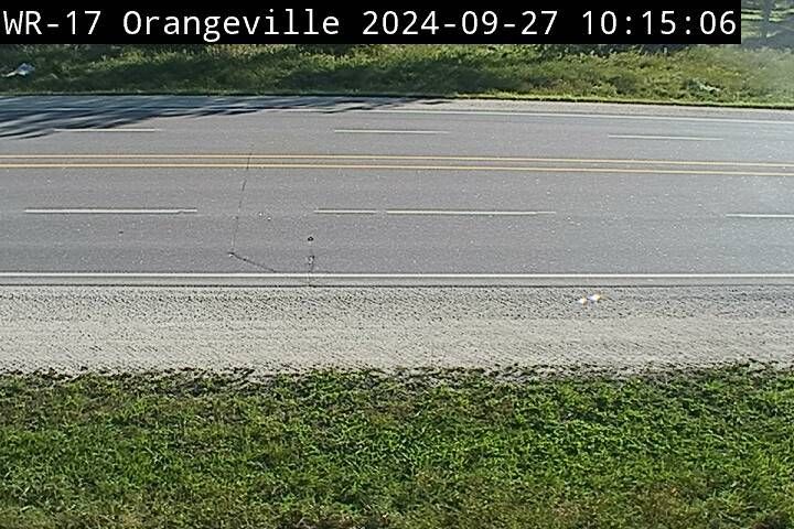 Traffic Cam Mono: Highway 10 near Regional Rd