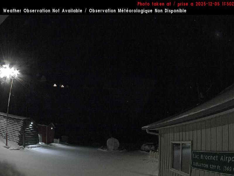 South-West View of Lac Brochet Webcam