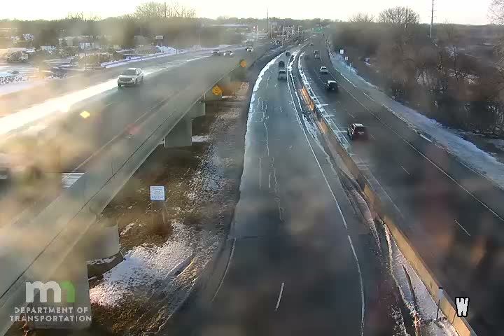 Traffic Cam Savage: T.H.13 EB @ T.H.101