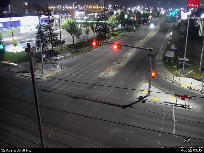 Traffic Cam Horizon: 32 Ave - 36 Street NE