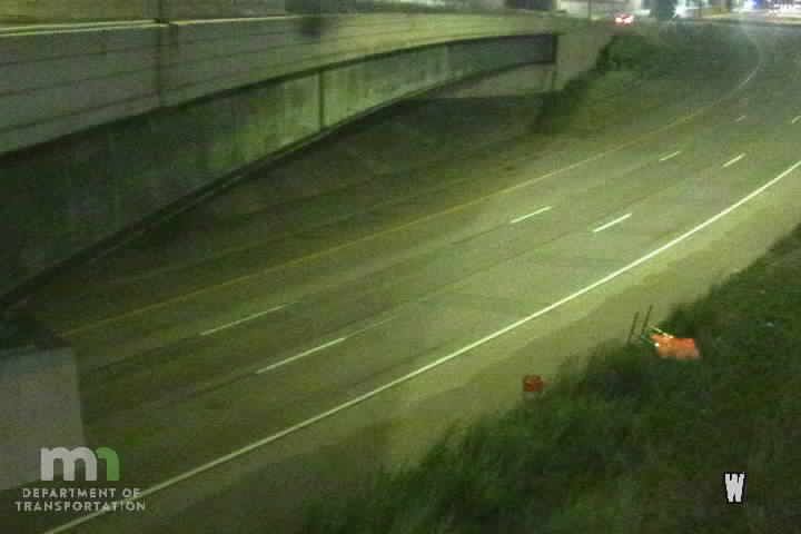 Traffic Cam St. Paul: I-35E: I-94 WB @ I-35E NB