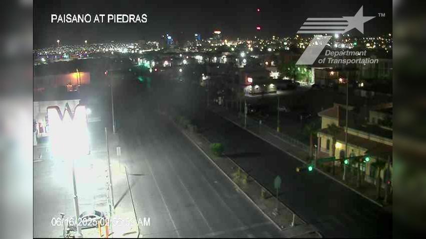 Traffic Cam El Paso › West: US-62/Paisano @ Piedras