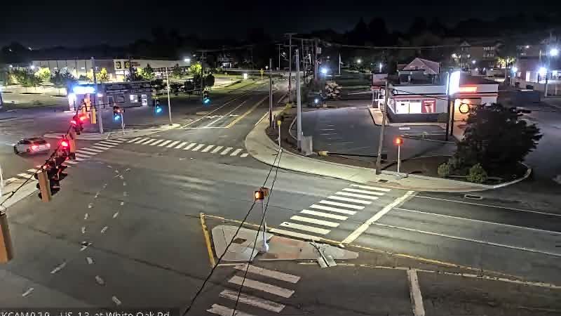 Traffic Cam Dover: US 13 @ WHITE OAK RD