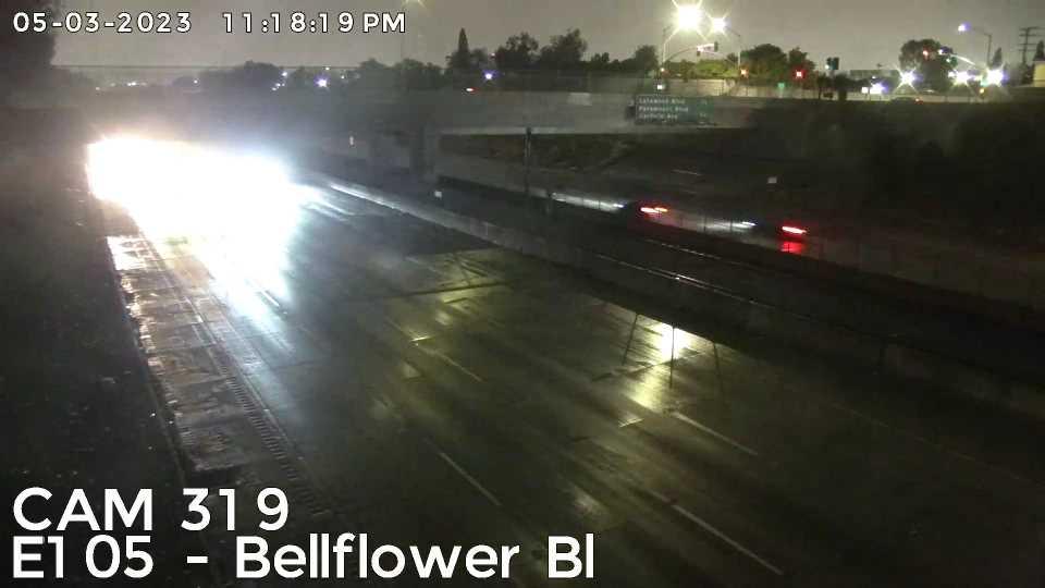 Traffic Cam Downey › East: Camera 319 :: E105 - BELLFLOWER BLVD: PM 16.8