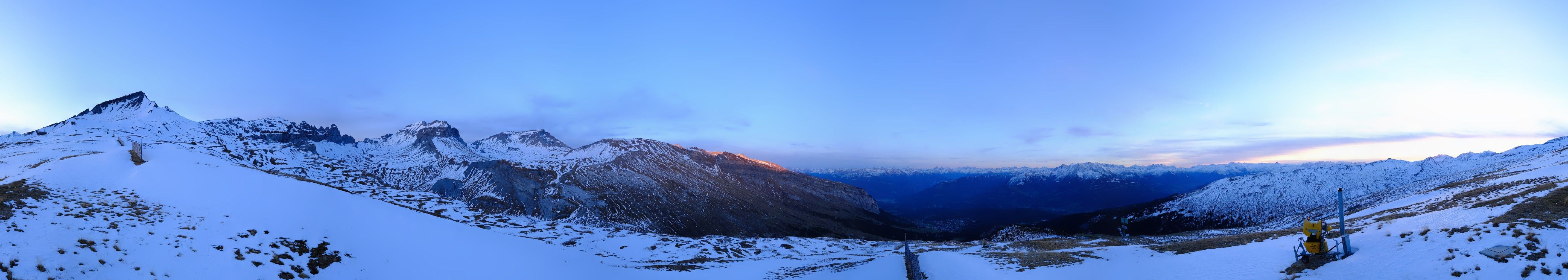 Laax: Mutta Rodunda B.V.