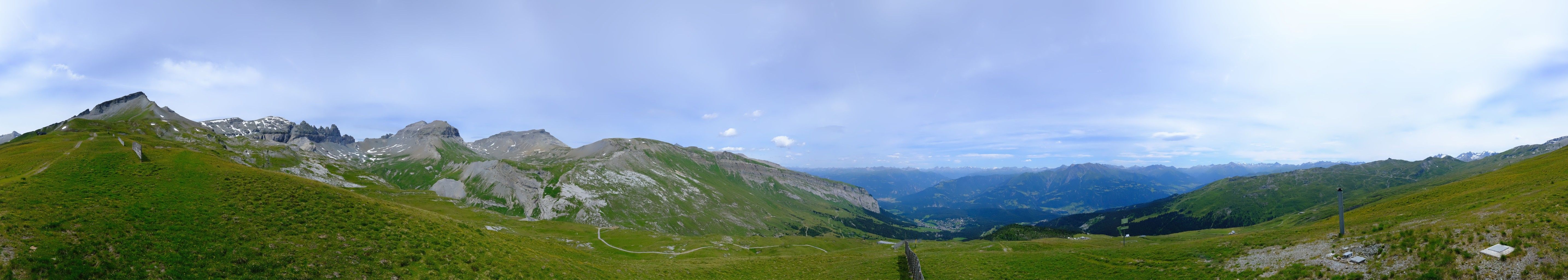 Laax: Mutta Rodunda B.V.