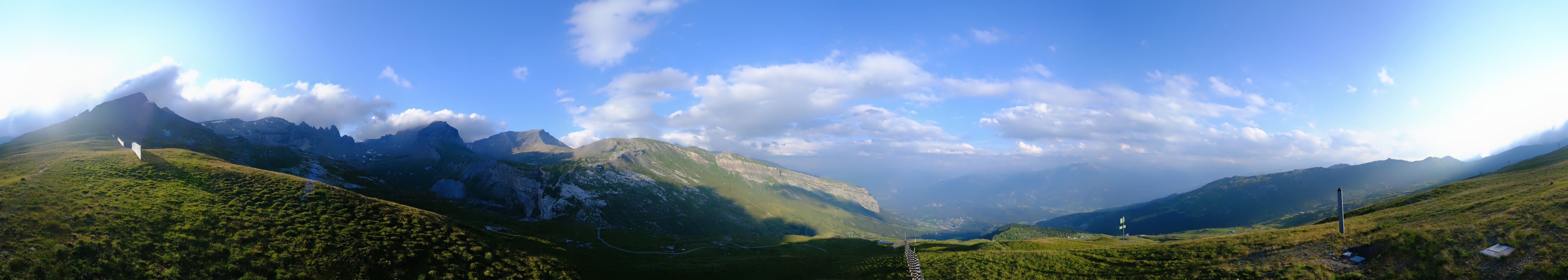 Laax: Mutta Rodunda B.V.