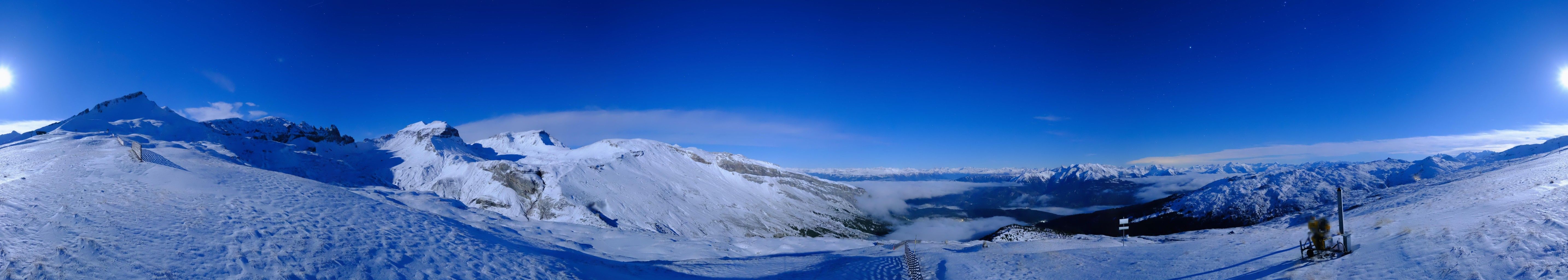 Laax: Mutta Rodunda B.V.