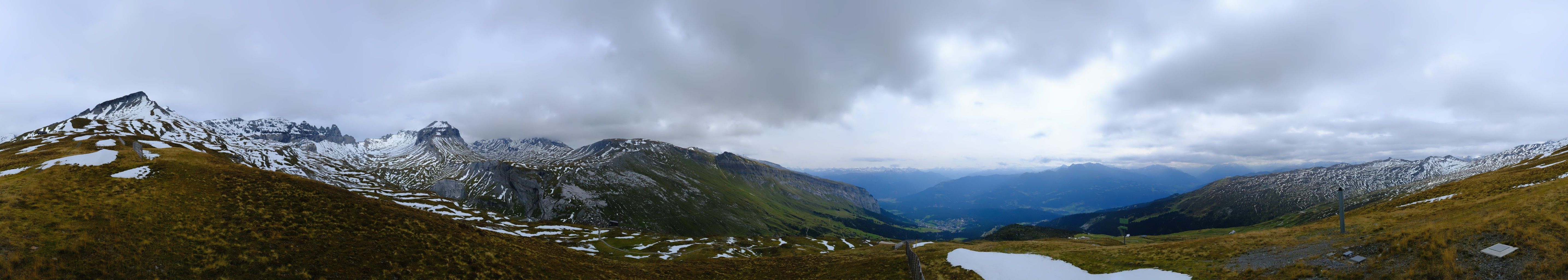 Laax: Mutta Rodunda B.V.