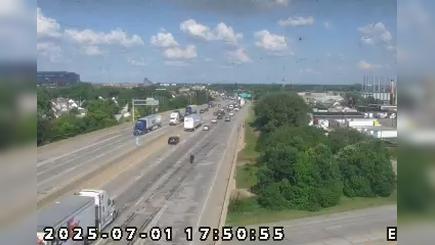 Traffic Cam Indianapolis: I-70: 1-070-078-6-1 HARDING ST