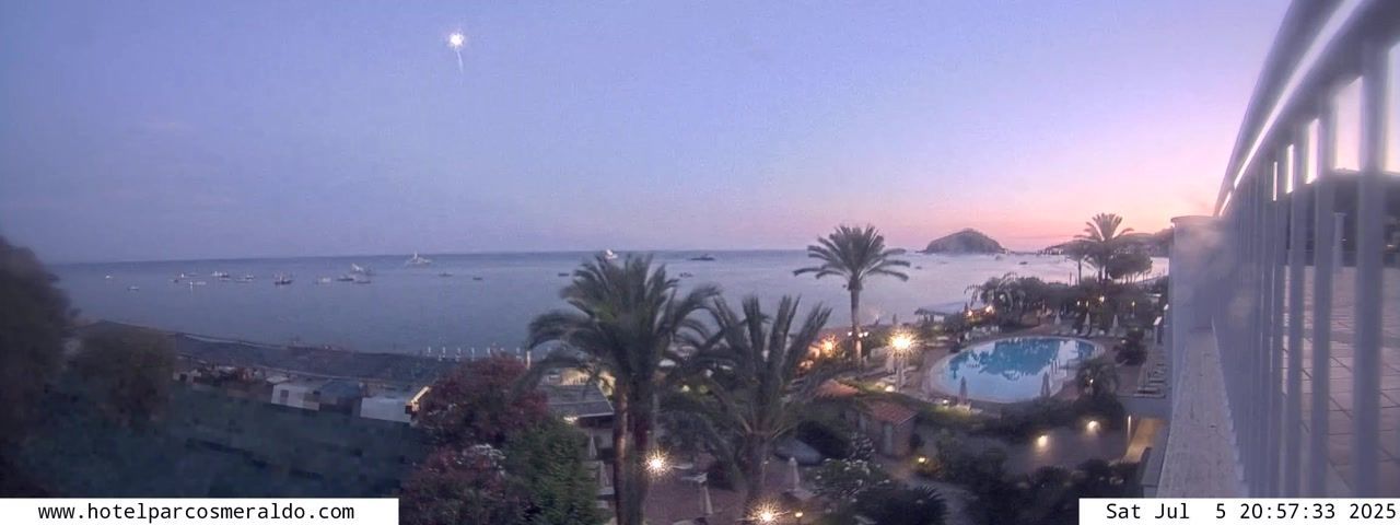 Traffic Cam Barano d'Ischia: Spiaggia dei Maronti