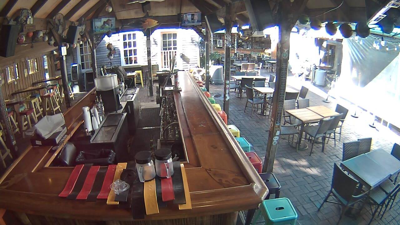Traffic Cam Key West › North-West: smokin tuna saloon stage