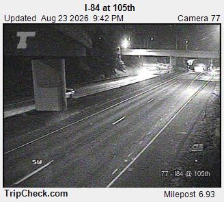 Traffic Cam Maywood Park: I-84 at 105th