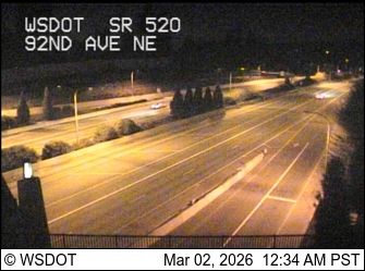 Traffic Cam Clyde Hill: SR 520 at MP 5.2: 92nd Ave NE