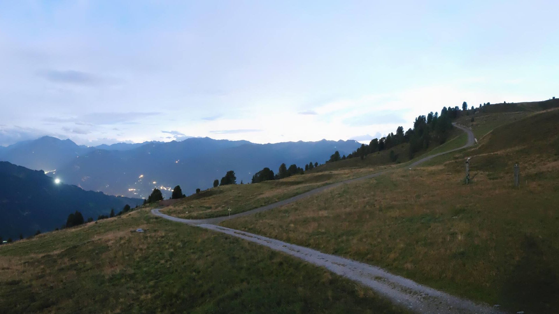 Traffic Cam Gemeinde Gerlosberg: Zillertal Arena - Kreuzwiese