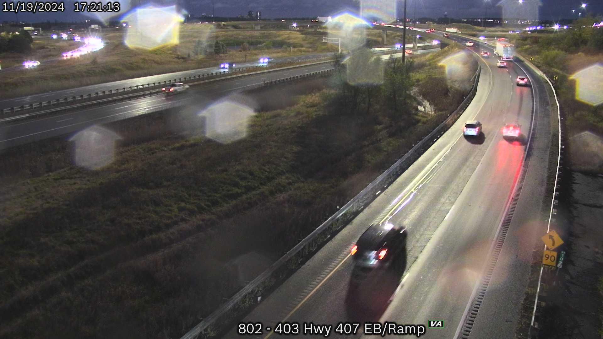 Traffic Cam Mississauga: Highway 403 near 401/407 split