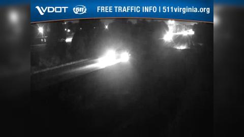 Traffic Cam Central Gardens: I-64 - MM 192.7 - WB - Fairfield