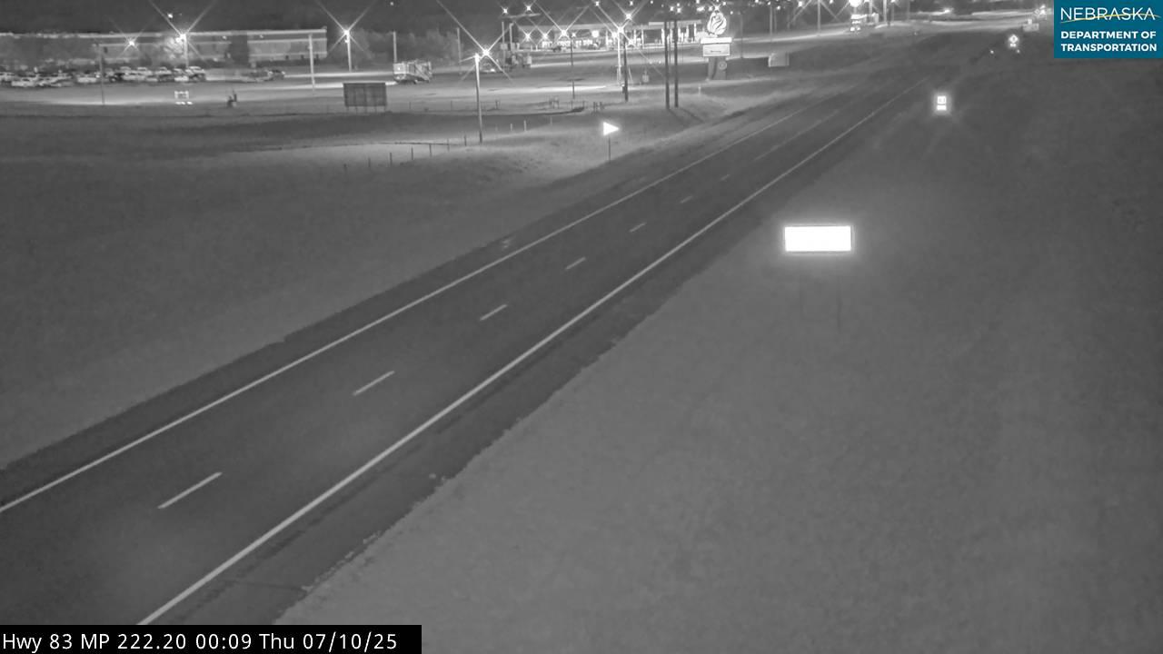 Traffic Cam Valentine › North: US 83: SD border N of - 83 looking north