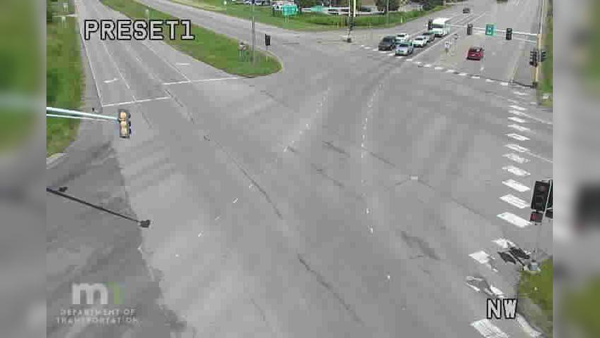 Traffic Cam Plymouth: T.H.55 EB @ Peony Ln