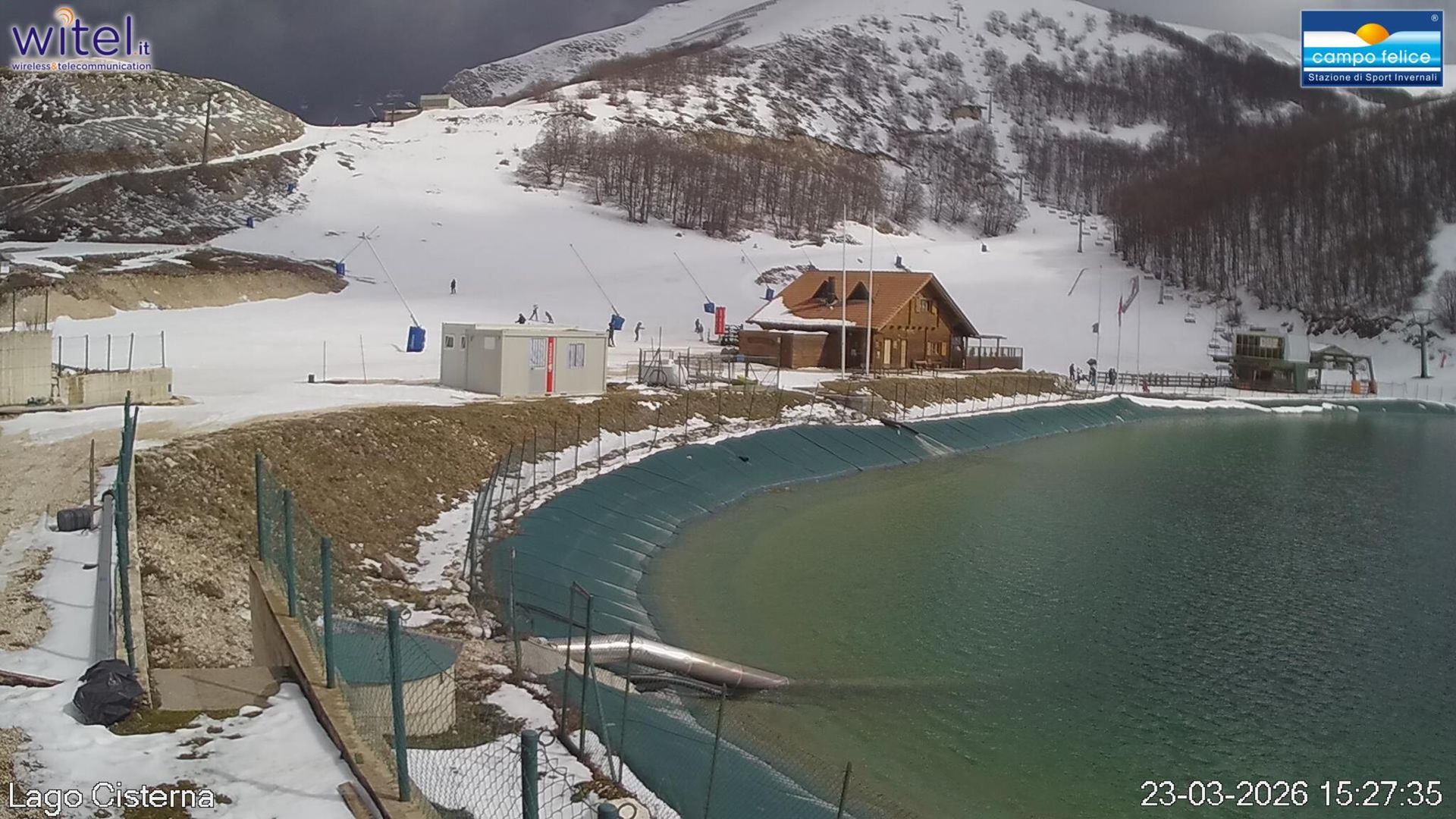 Traffic Cam Rocca di Cambio: Campo Felice