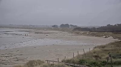 Plourin Coastal Haven: Beach & Weather Escape