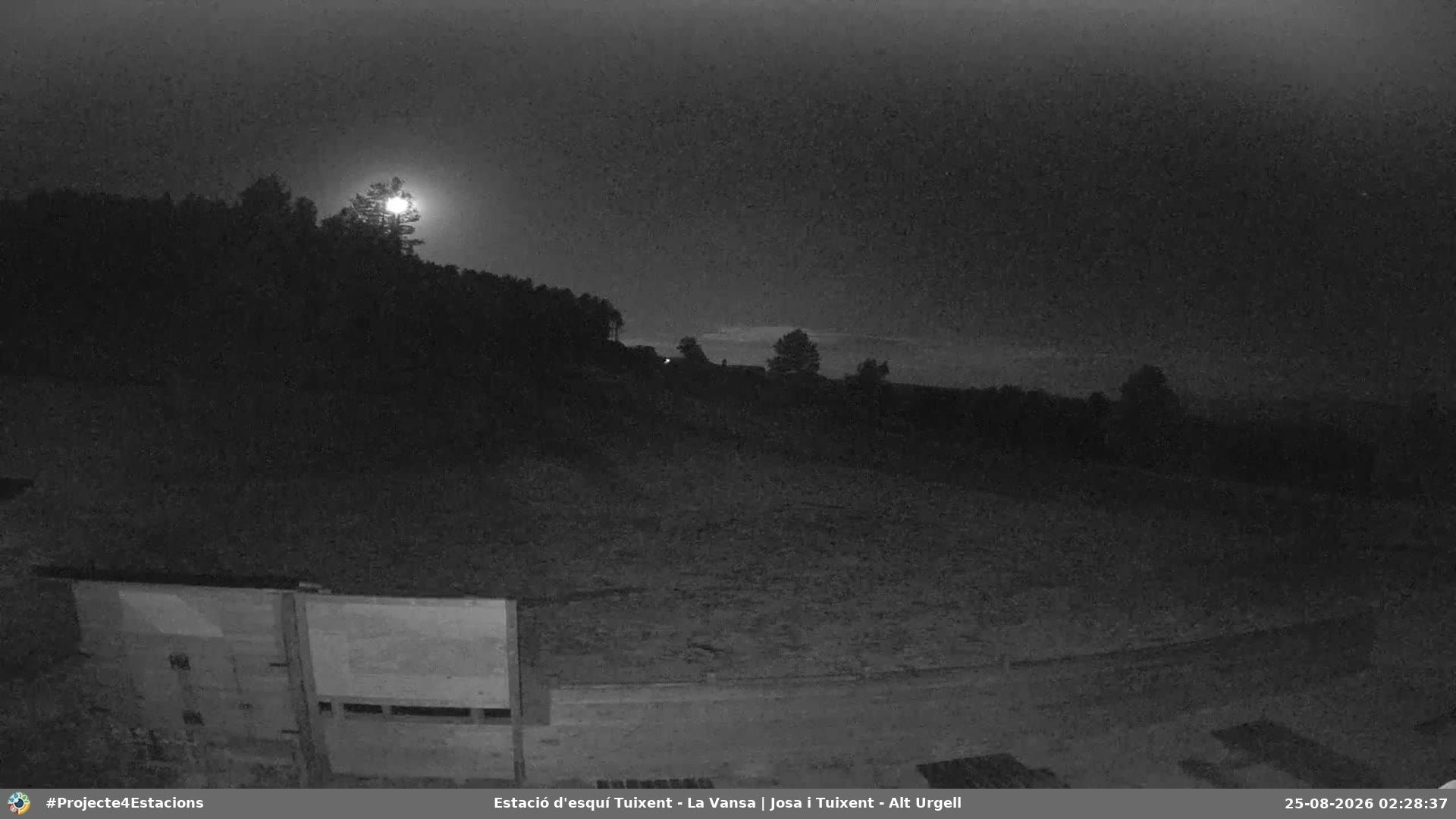 Traffic Cam Josa i Tuixen: Tuixent – la Vansa