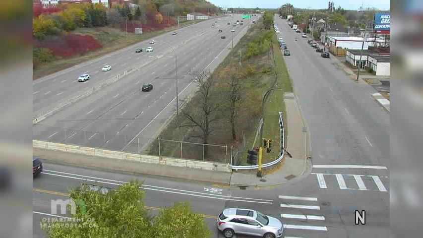 Traffic Cam Minneapolis: I-94: I-94 WB @ Lowry Ave