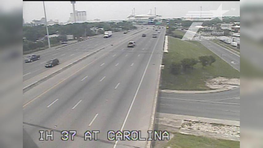 Traffic Cam San Antonio › North: IH 37 at Carolina