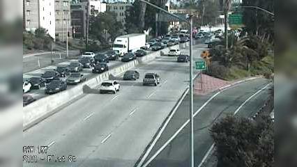 Traffic Cam Boyle Heights › South: Camera 157 :: S101 - FIRST ST: PM