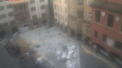 Vue webcam de jour à partir de Innsbruck (Innenstadt): Innsbruck − Goldenes Dachl