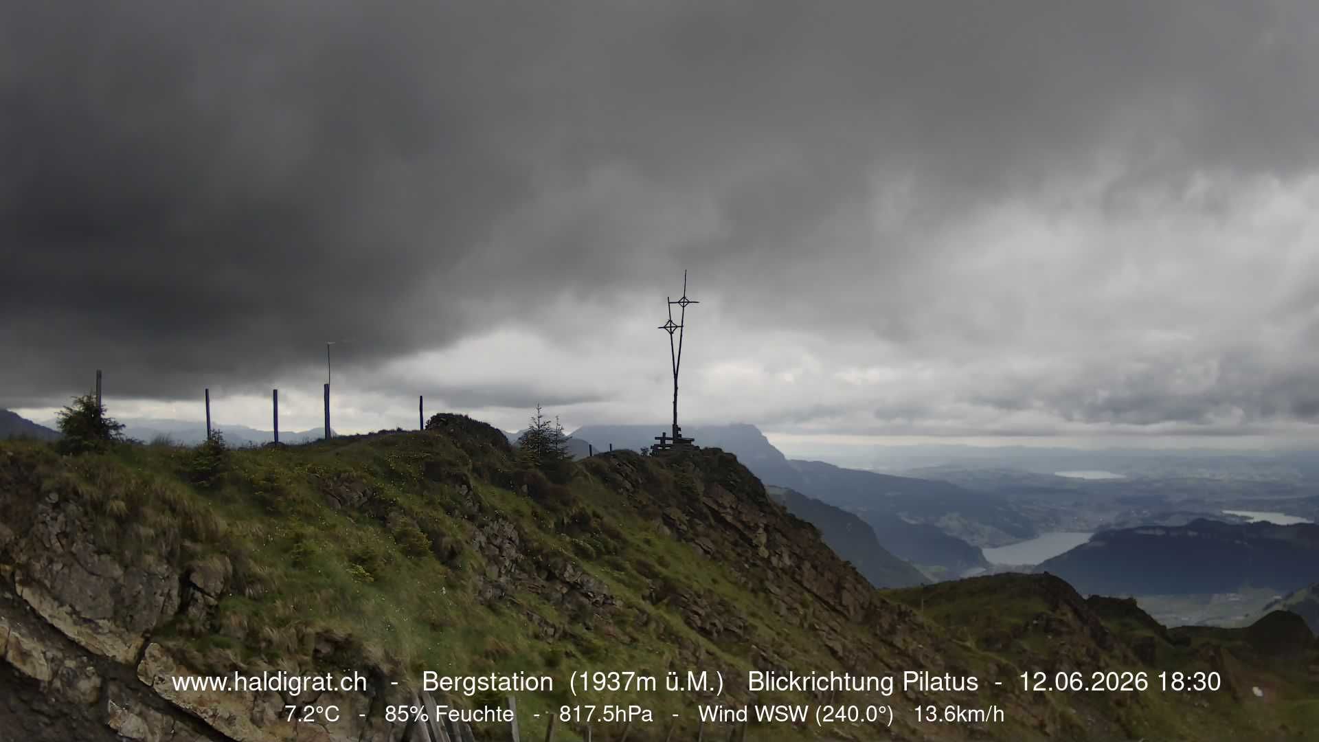 Wolfenschiessen: Bergstation Haldigrat (1937m) Blickrichtung West - Pilatus