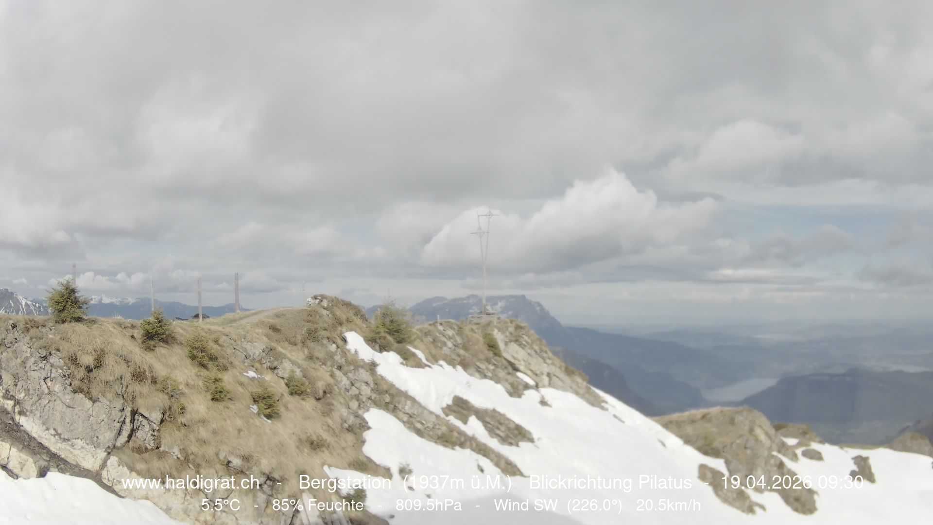 Wolfenschiessen: Bergstation Haldigrat (1937m) Blickrichtung West - Pilatus