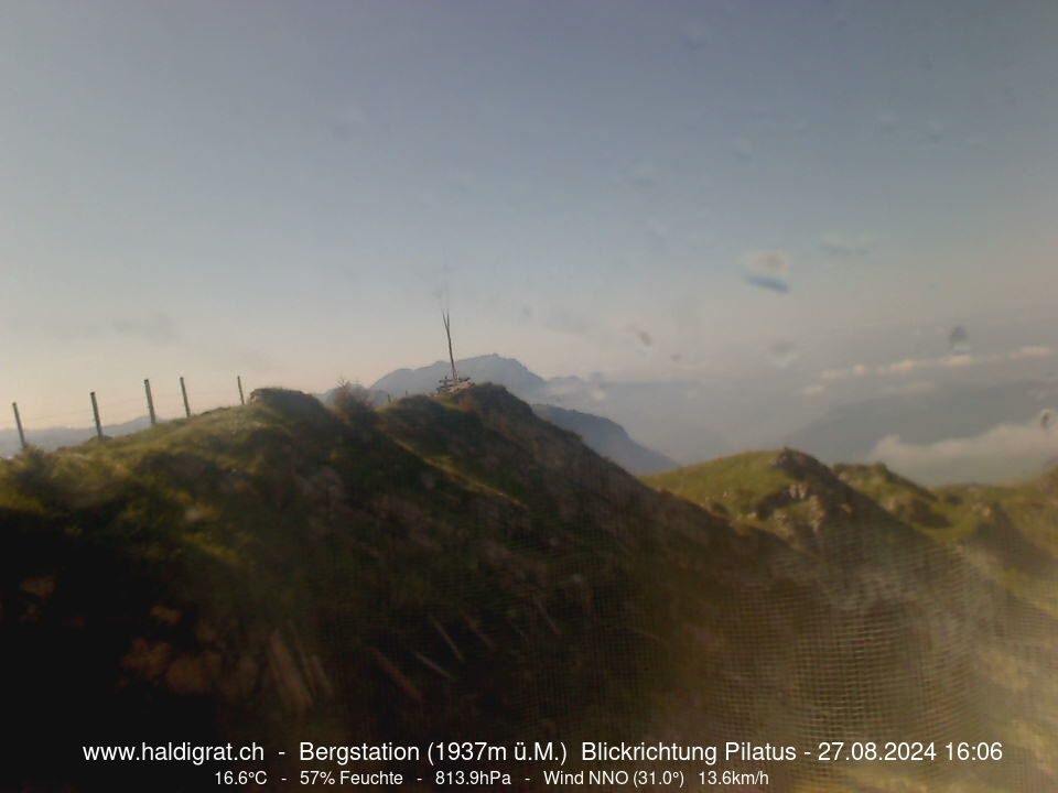 Wolfenschiessen: Bergstation Haldigrat (1937m) Blickrichtung West - Pilatus