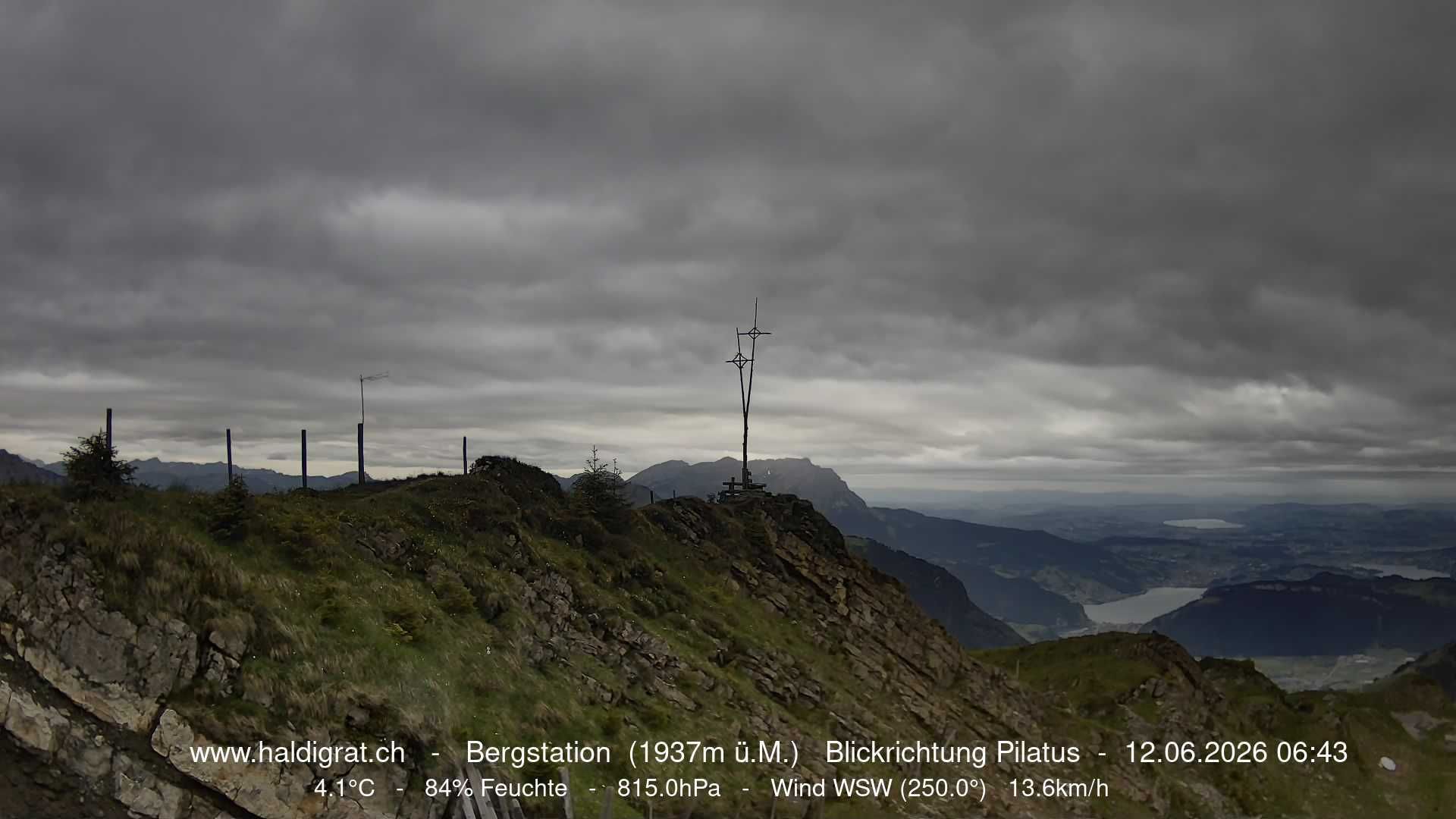 Wolfenschiessen: Bergstation Haldigrat (1937m) Blickrichtung West - Pilatus