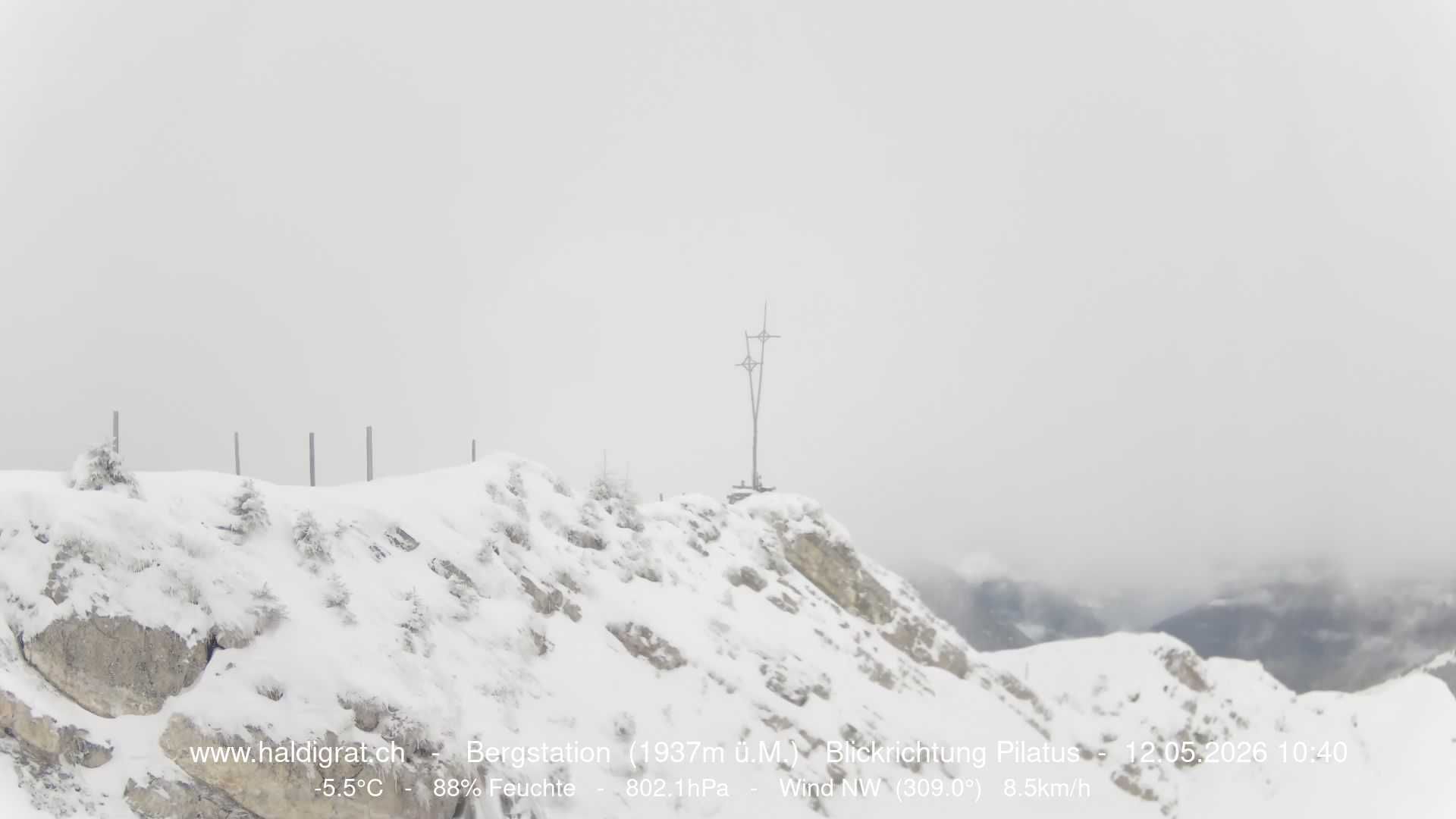 Wolfenschiessen: Bergstation Haldigrat (1937m) Blickrichtung West - Pilatus