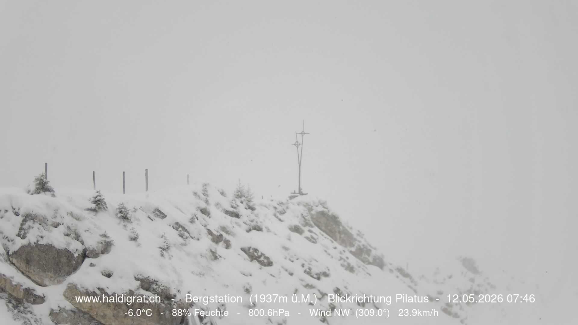 Wolfenschiessen: Bergstation Haldigrat (1937m) Blickrichtung West - Pilatus