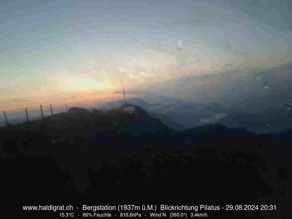 Wolfenschiessen: Bergstation Haldigrat (1937m) Blickrichtung West - Pilatus