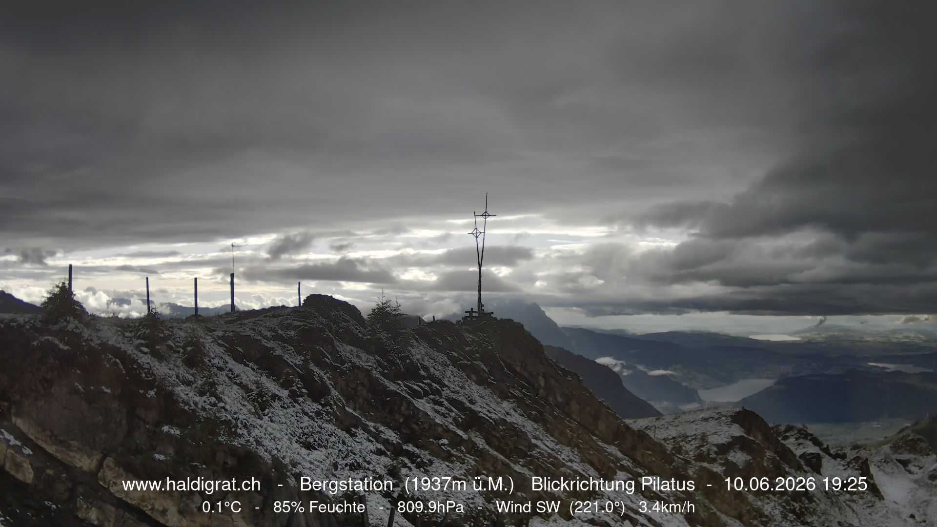 Wolfenschiessen: Bergstation Haldigrat (1937m) Blickrichtung West - Pilatus